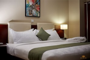 Superior Double Room - Golden Bean Hotel (Kumasi)