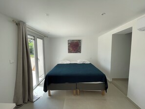 2 chambres, Wi-Fi gratuit, draps fournis