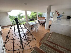 Family Cottage, Multiple Bedrooms, Private Pool, Mountain View | Private kitchen | Full-sized fridge, blender, cookware/dishes/utensils, kitchen islands - Finca Villa Maju km24 (Dagua)