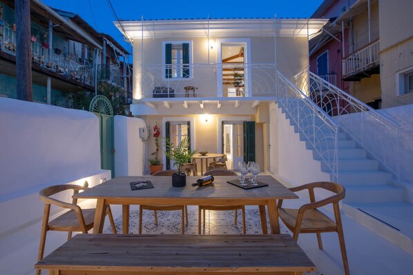 Restauration extérieure