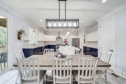 Tim's Ford  Lakin' it Easy!