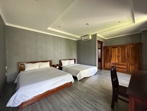 Apartment | Desk, laptop workspace, free WiFi, bed sheets