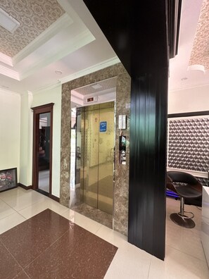 Reception - Capital O 1183 Villa Le Na (Da Nang)