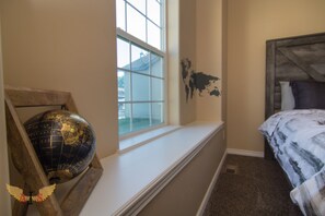 4 bedrooms, free WiFi, bed sheets