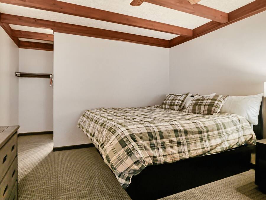 Family Studio Suite, Multiple Beds | Individually furnished, desk, iron/ironing board, free WiFi