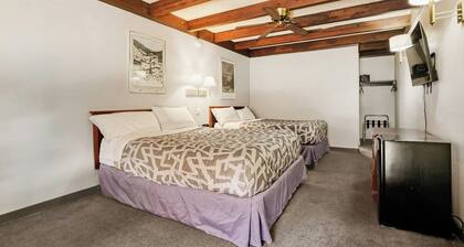 Georgetown Lodge
