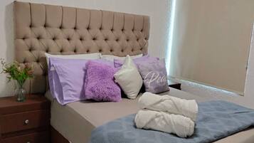 2 soverom, wi-fi (mot et tillegg) og sengetøy