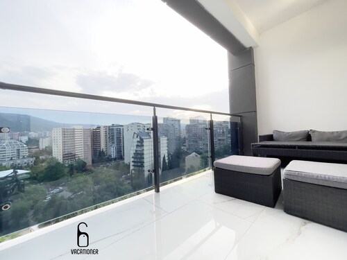 five star lifestyle within exceptionally elegant residential