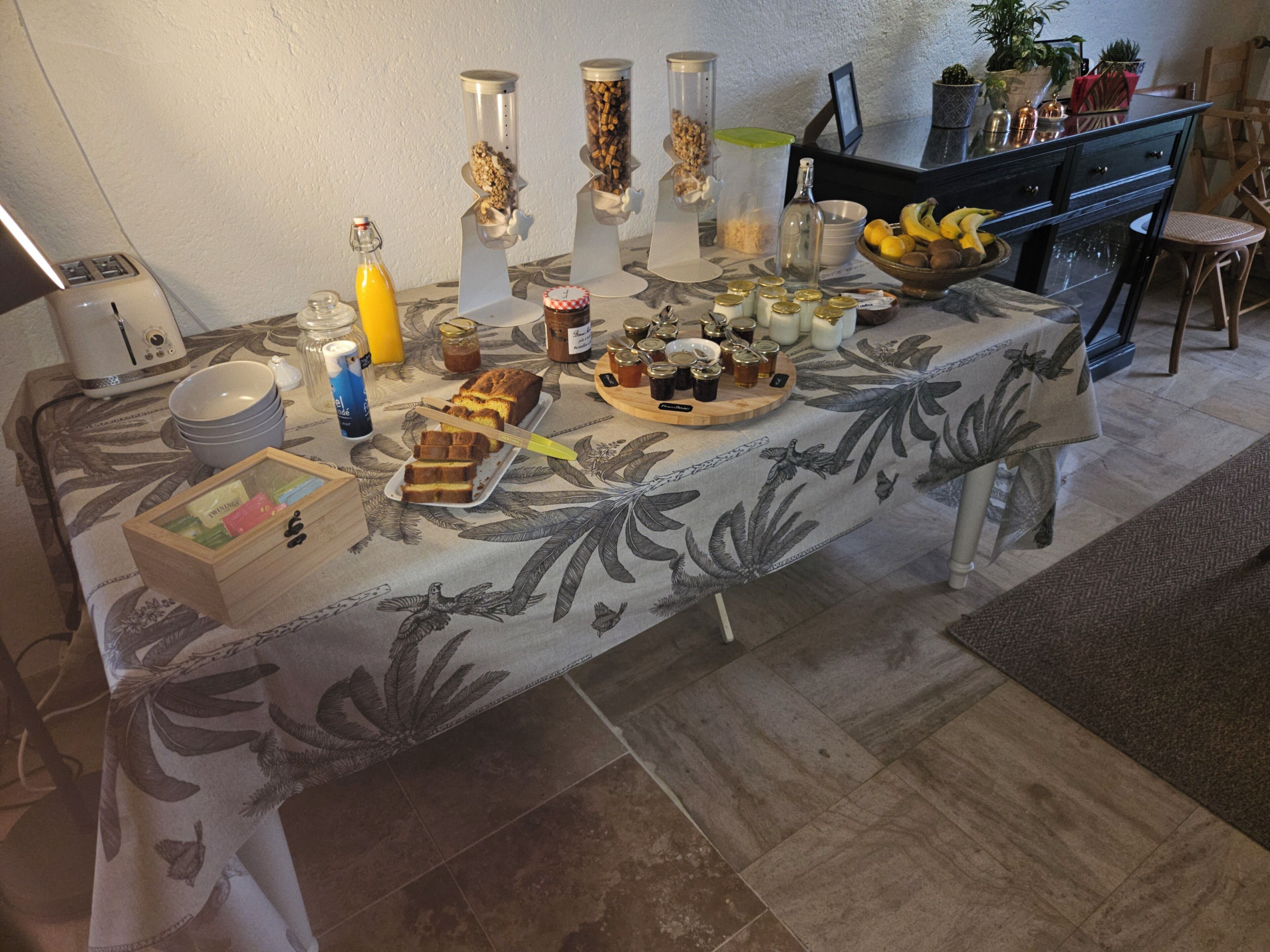 Petit déjeuner continental compris tous les jours