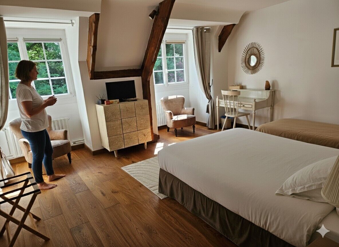 Philippe's Room | Premium bedding, individually decorated, individually furnished, desk