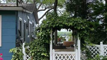 Enceinte de lâhĂ©bergement