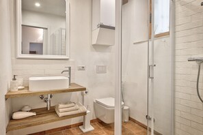 Hair dryer, towels, toilet paper - Appartamenti Anguria Toscana One-bedroom (Sinalunga)