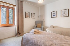 2 bedrooms, travel cot, free WiFi, bed sheets - Appartamenti Anguria Toscana Two-Bedroom (Sinalunga)
