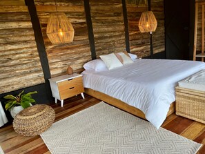 Standard Cabin, 1 Queen Bed, Mountain View, Mountainside