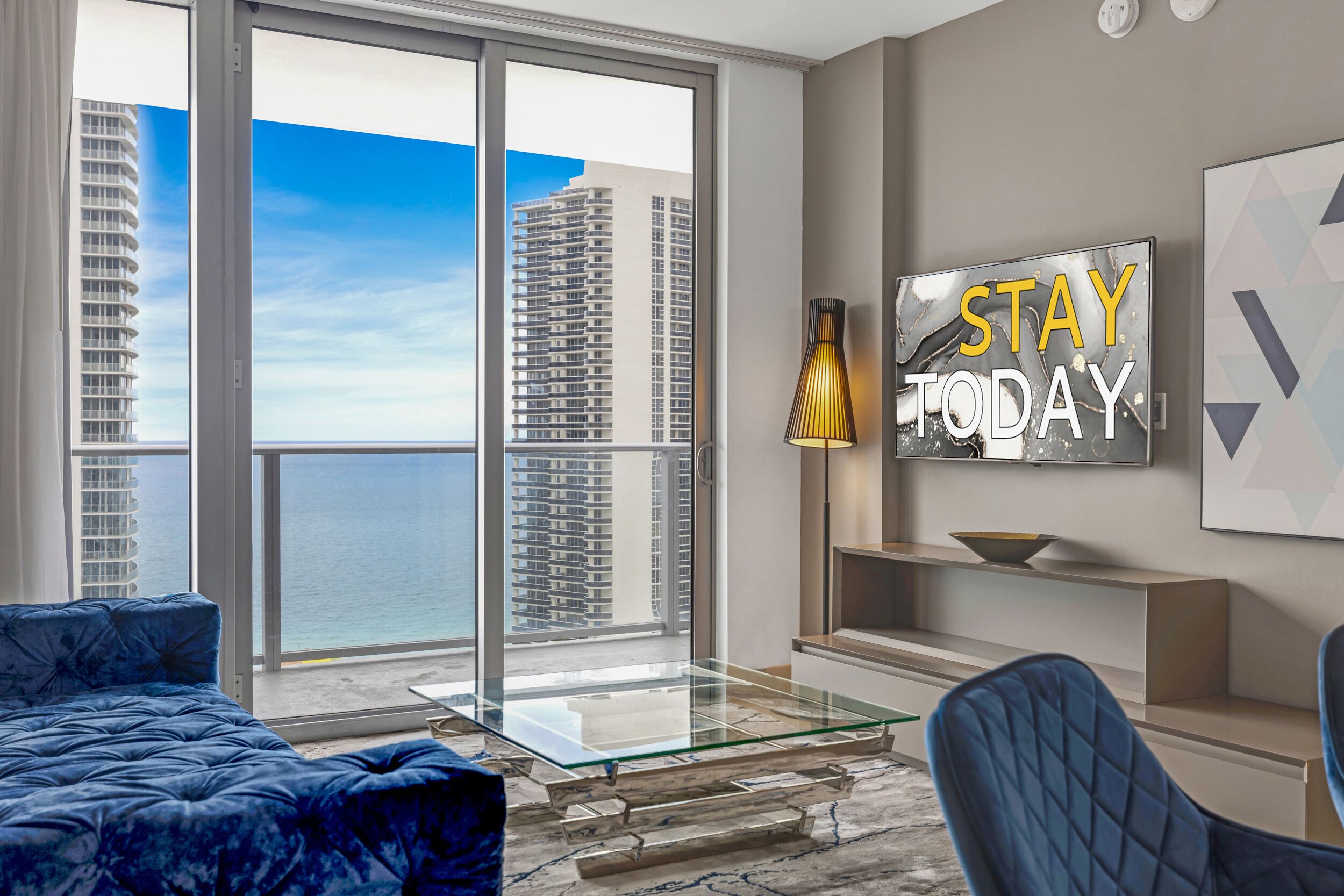 ★★★★★ 2BD/2BA Condo Ocean Front / Pool & Gym & Jacuzzi