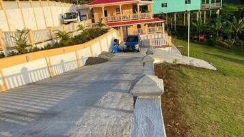 Enceinte de lâhĂ©bergement