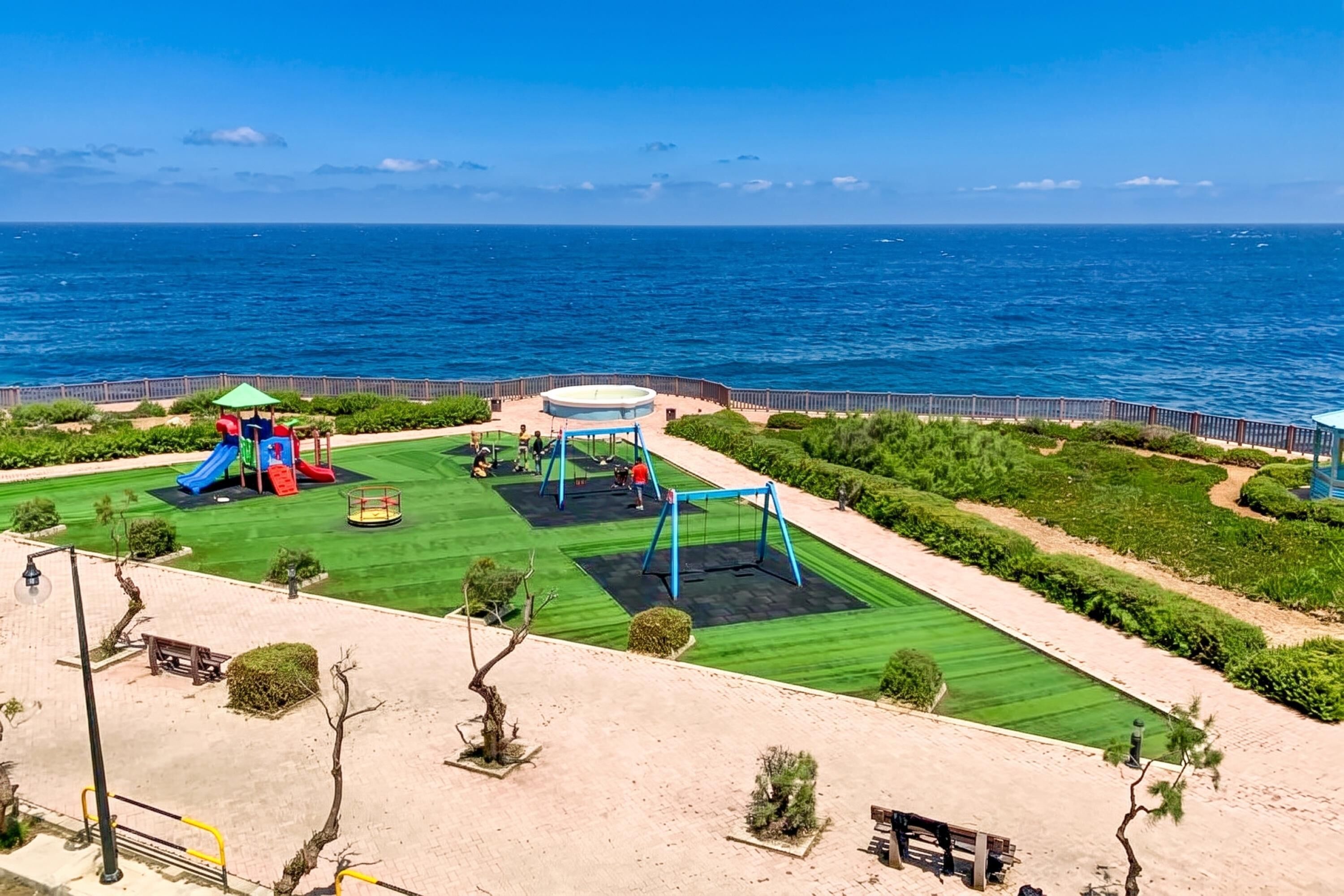 Appartamento familiare, 2 camere da letto, balcone (Seafront apartment in Gozo,) | Area giochi per bambini (all'aperto)