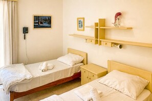 Family Apartment, 2 Bedrooms, Balcony (Seafront apartment in Gozo,)