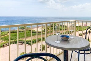 Apartament familiar, diversos dormitoris (Seafront apartment in Gozo,) | Balcó