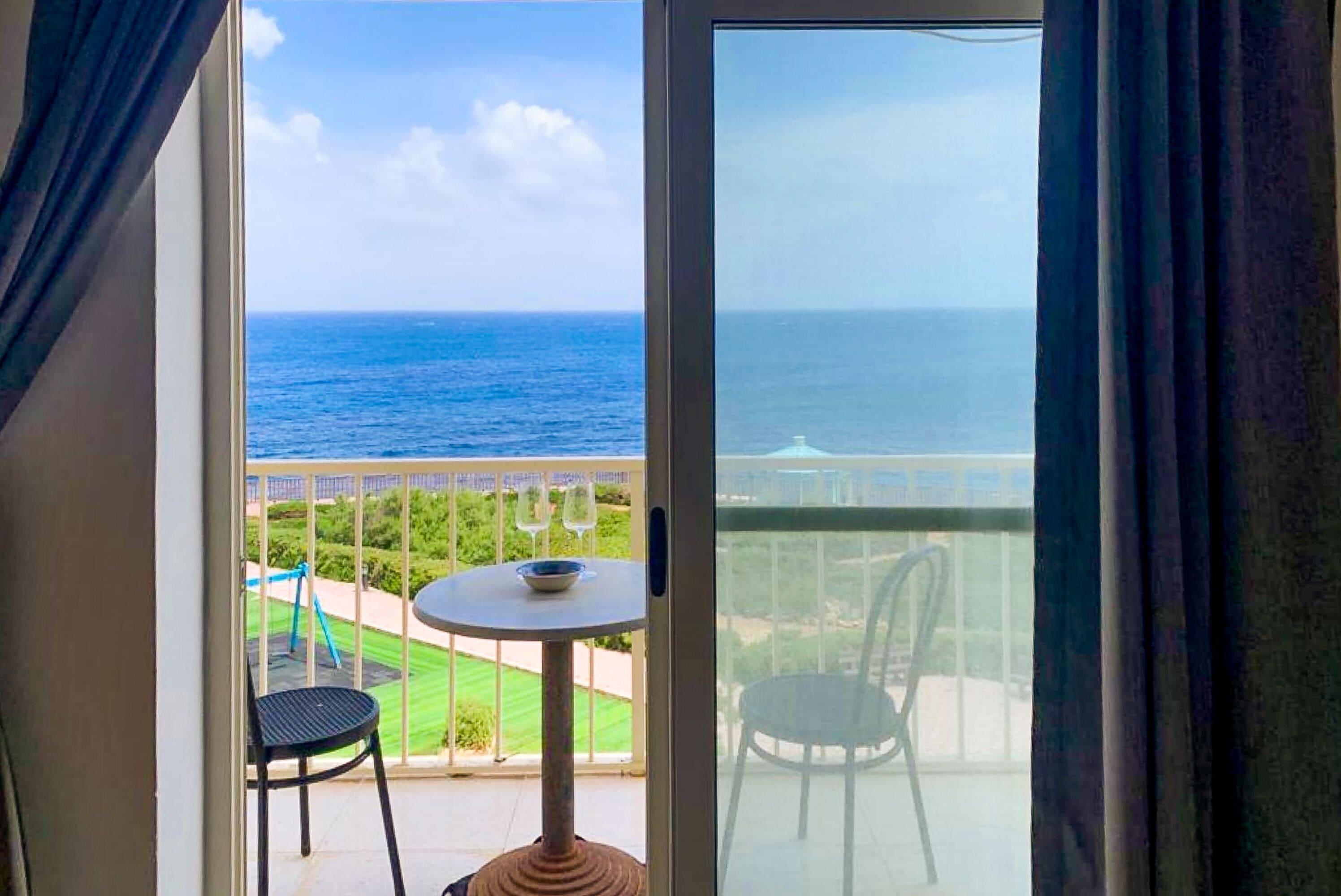 Familjelägenhet - flera sovrum (Seafront apartment in Gozo,) | Balkong