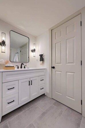 Interior - The Goldfinch I Luxe Stay for 2 w/ Hot Tub (Elizabethtown)