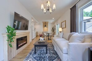 Smart-tv en een open haard