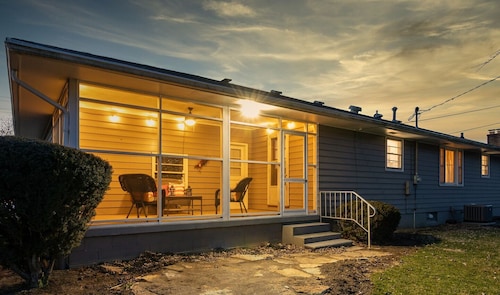 Charming and Spacious 3 Bedroom Home in Lancaster