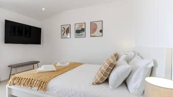 2 quartos, ferros/tábuas de passar roupa, Wi-Fi de cortesia