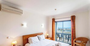 1 chambre, fer et planche à repasser, Wi-Fi gratuit