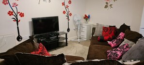 Apartment, Mehrere Betten | Wohnbereich