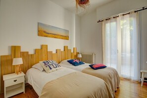 4 Schlafzimmer, Schreibtisch, Bügeleisen/Bügelbrett, kostenloses WLAN