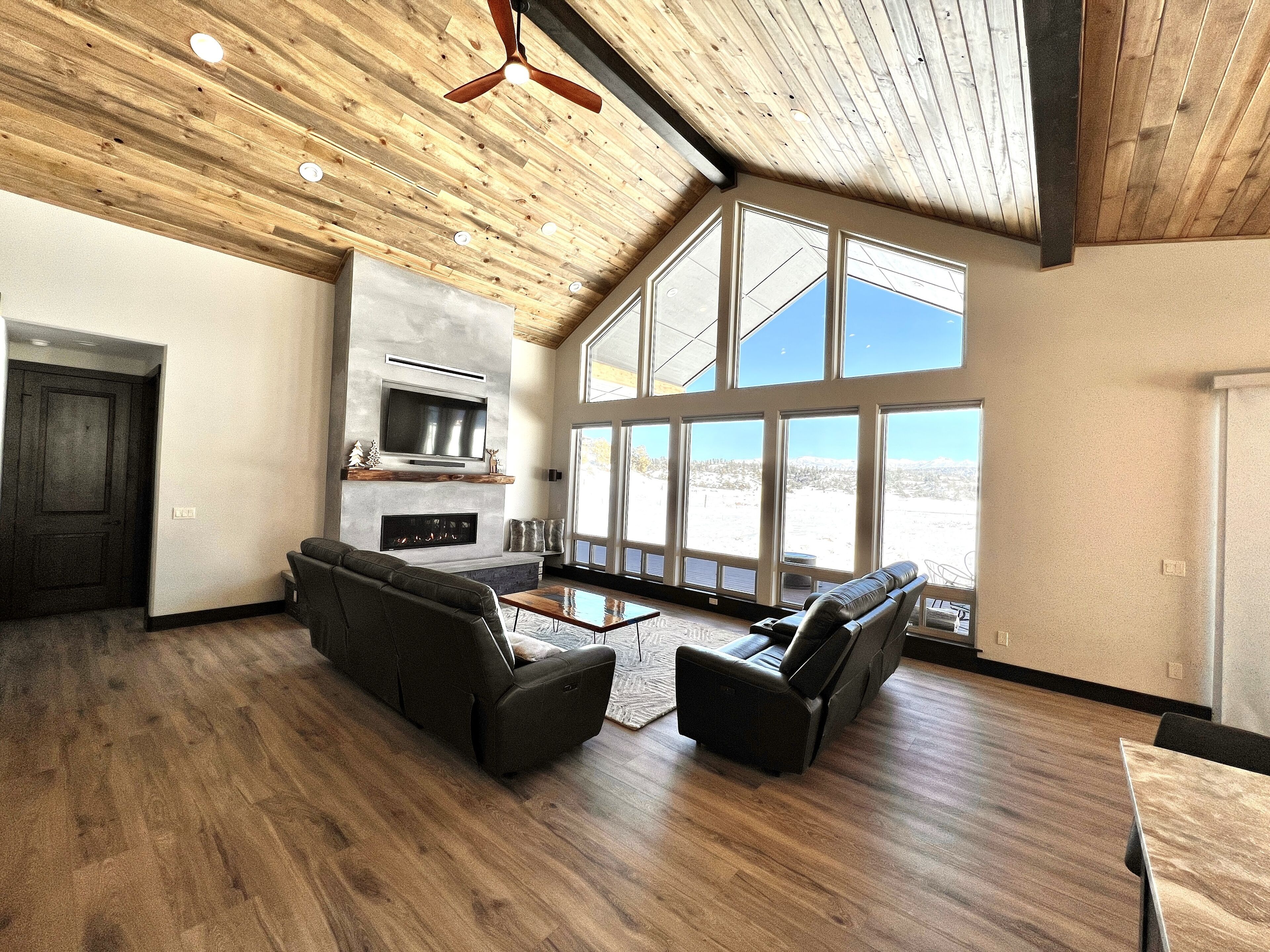 TV connectée, cheminée