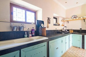 Casa panorâmica | Cozinha privada | Geladeira grande, micro-ondas, fogão, cooktop