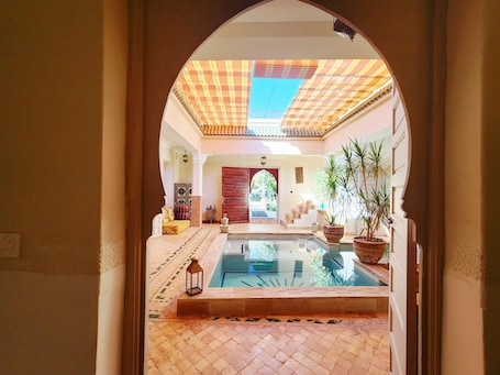 Exterior. salix d'agafay