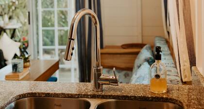 CherryTree Bungalow of Villa Paraiso | Beachfront