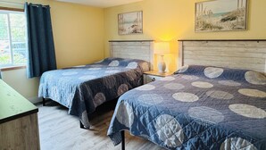 Room - Wake, Swim, Repeat—Poolview Fun | 8 ppl | C4 (Put-in-Bay)