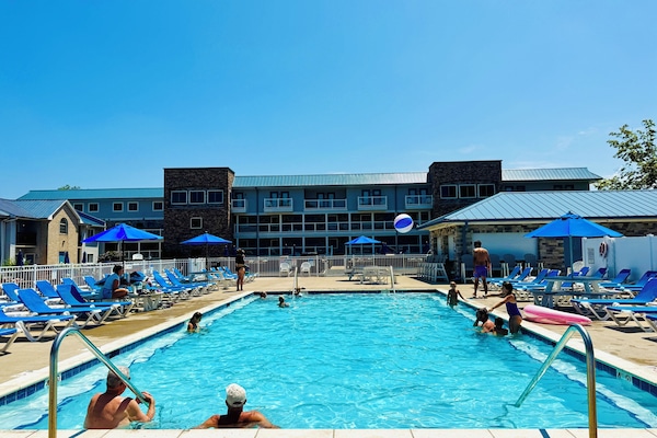 Et oppvarmet basseng