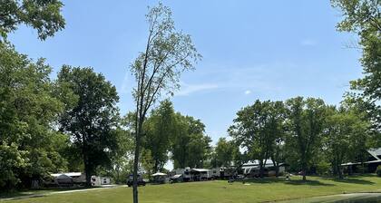Quiet Campground located in the heart of Burr Oak State Park