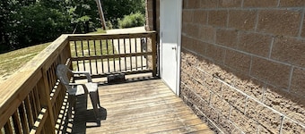 Quiet Campground located in the heart of Burr Oak State Park