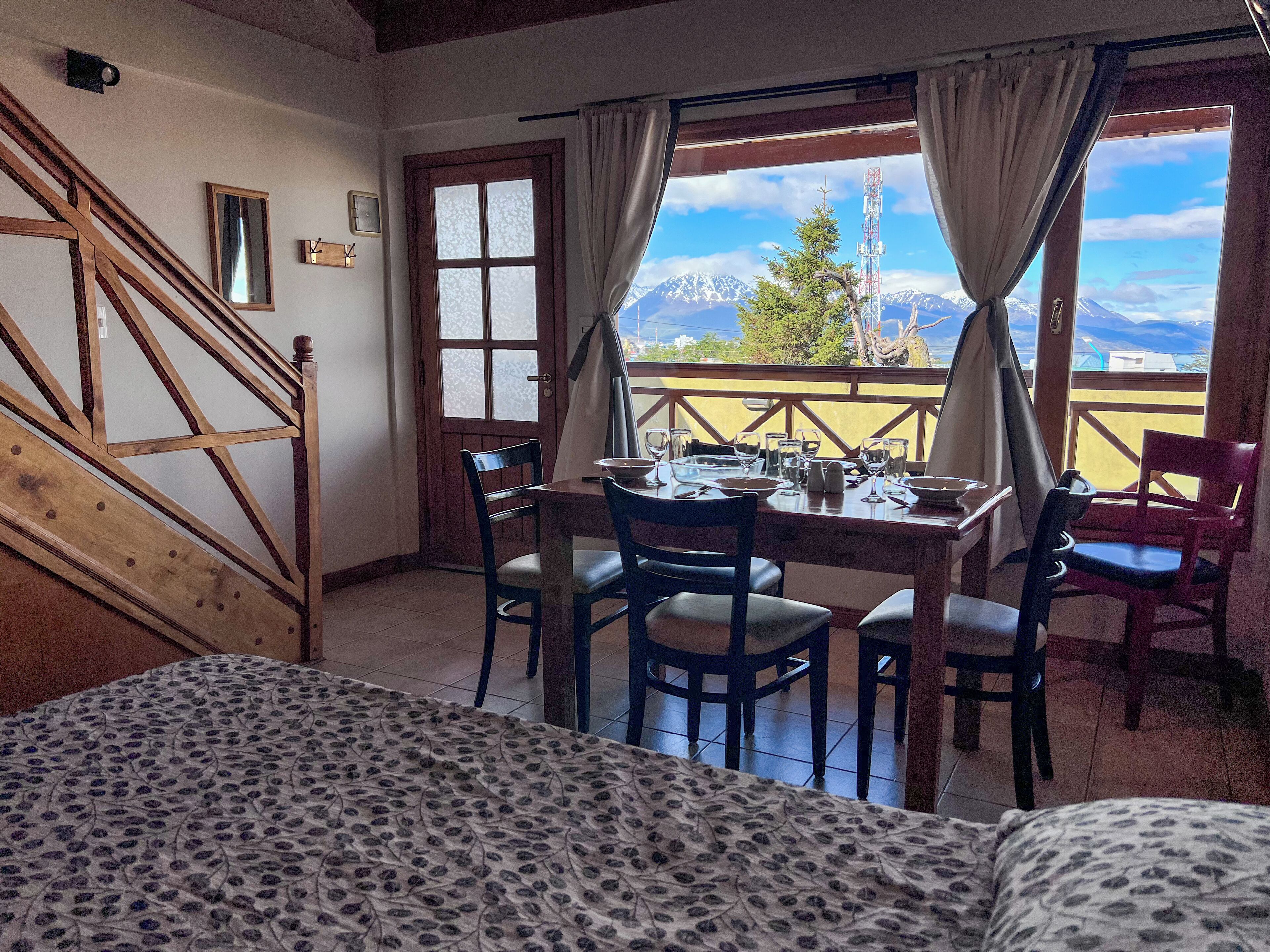 32-英寸智能电视 （配备有线频道）、加热地板