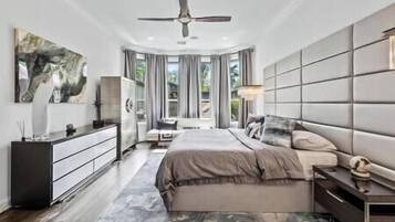 3 bedrooms, iron/ironing board, travel crib, WiFi