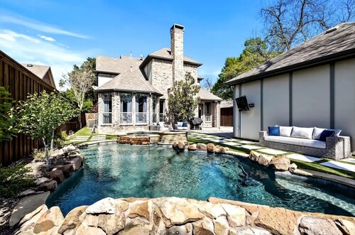 Immerse Yourself in Luxury