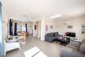 Villa | 3 bedrooms - Galleria Sunset Villa (Paralimni)