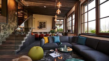 House, Smoking | 8 bedrooms