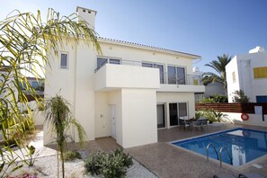 House | 3 bedrooms - Elise in Protaras With 3 Bedrooms and 2 Bathrooms (Paralimni)