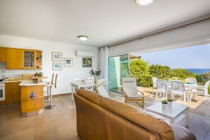 Apartment | 3 bedrooms - Sirina Lina Beachfront Suite (Paralimni)