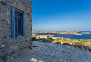 Villa | 3 bedrooms - An Amazing Stone Villa-a in Serifos w Shared Pool (Serifos)