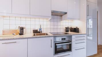 Apartment, Smoking | 1 bedroom