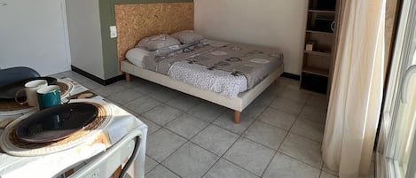 1 chambre, draps fournis