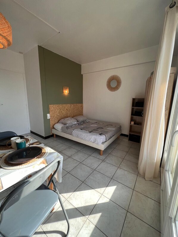 1 chambre, draps fournis